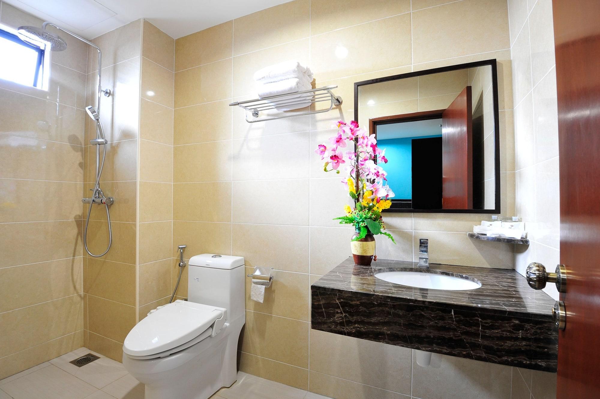 Hallmark View Hotel 3*
