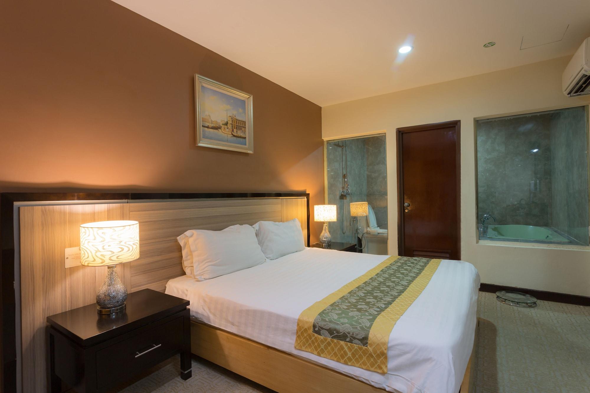 Hallmark View Hotel 3*